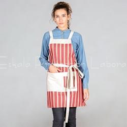 1573 DELANTAL CON PETO BURDEOS - Imagen 1